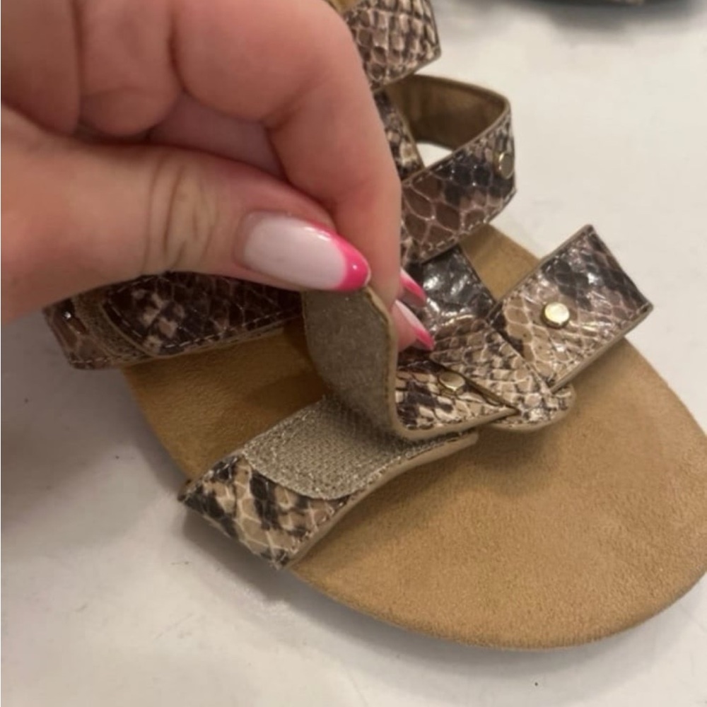 Vionic Radia Wedge Sandals Adjustable Triple Strap Snakeskin Slides - Picture 7 of 7